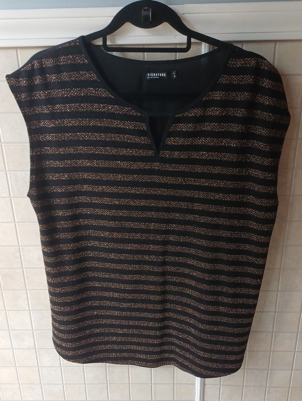 Reitmans Striped Gold And Black Top
